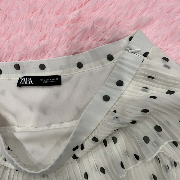 Polka Dot Tiered Skirt - Black and White - Picture 3 of 5